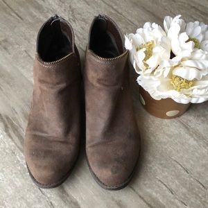 Carlos Santana Bootie